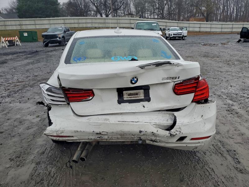 Photo 6 from auction – 2014 BMW 328 I with VIN WBA3A5G50ENP28479
