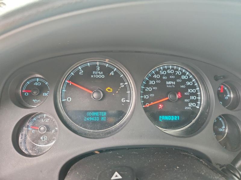 Photo 9 from auction – 2008 CHEVROLET SUBURBAN C with VIN 3GNFC16018G261635