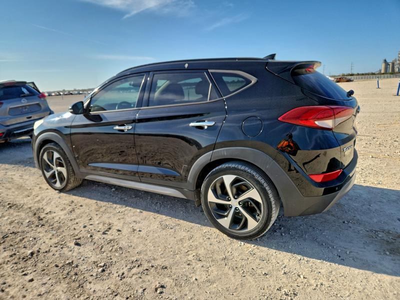 Photo 2 from auction – 2017 HYUNDAI TUCSON LIM with VIN KM8J33A29HU586131