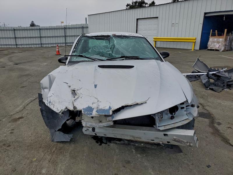 Photo 5 from auction – 2002 FORD MUSTANG with VIN 1FAFP404X2F186796