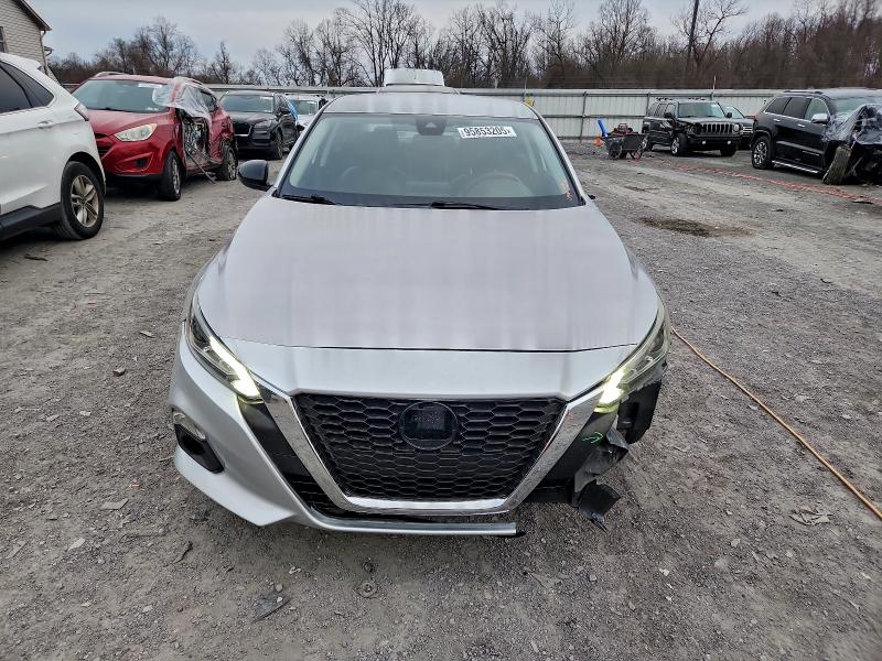 Photo 5 from auction – 2020 NISSAN ALTIMA SR with VIN 1N4BL4CV8LC197569