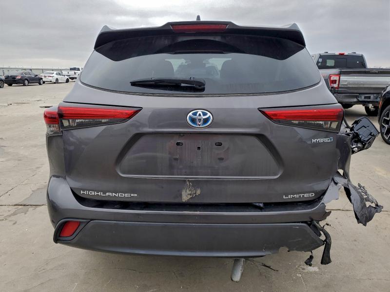 Photo 6 from auction – 2022 TOYOTA HIGHLANDER with VIN 5TDYARAH5NS511913