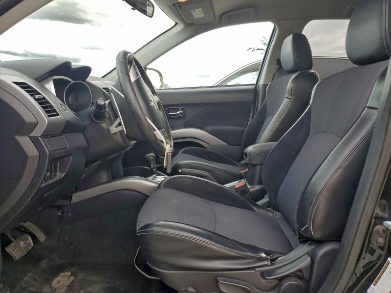 Photo 7 from auction – 2010 MITSUBISHI OUTLANDER with VIN JA4AT3AW8AZ009519