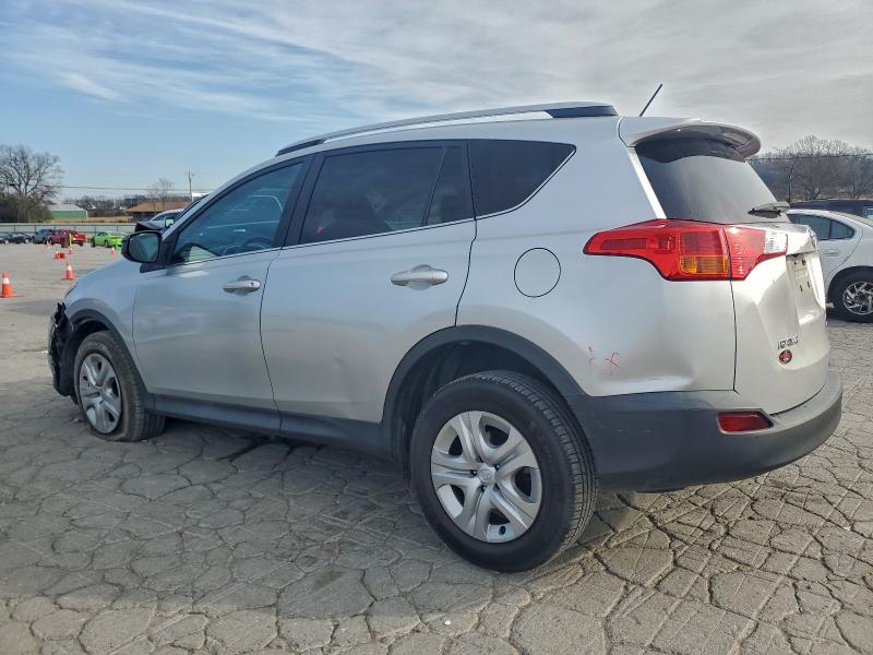 Photo 2 from auction – 2015 TOYOTA RAV4 LE with VIN 2T3BFREV4FW354446