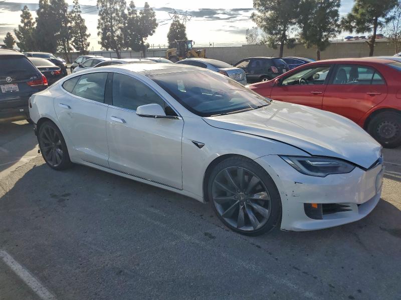 Photo 4 from auction – 2016 TESLA MODEL S with VIN 5YJSA1E1XGF171928