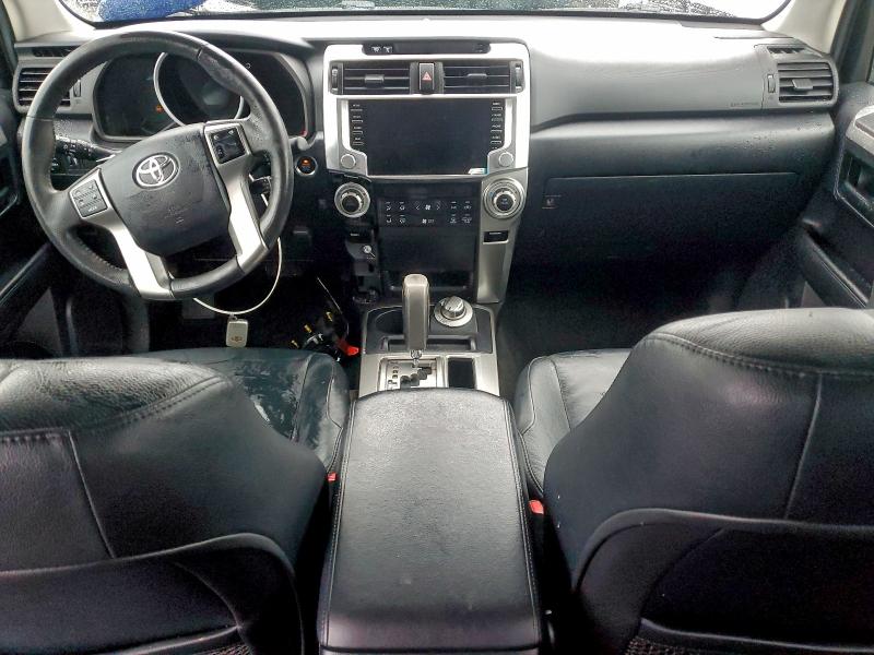 Photo 8 from auction – 2011 TOYOTA 4RUNNER SR with VIN JTEBU5JR2B5055851