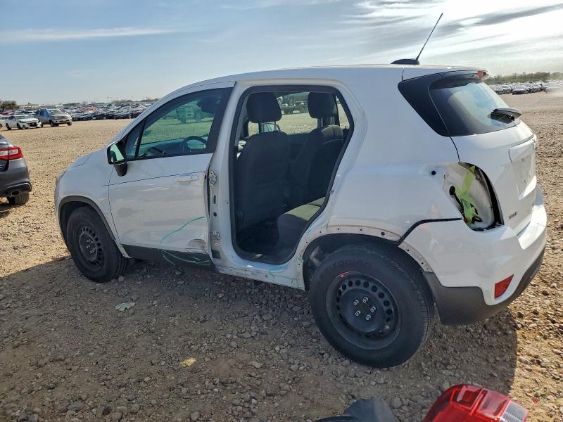 Photo 2 from auction – 2018 CHEVROLET TRAX LS with VIN KL7CJKSB1JB524183