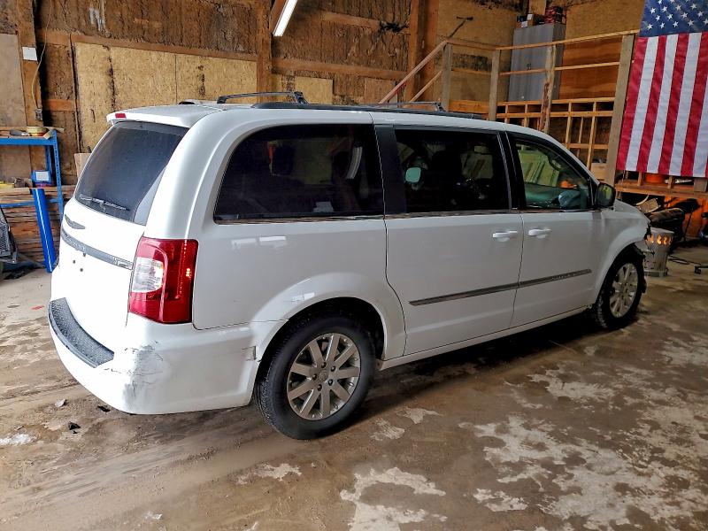 Photo 3 from auction – 2014 CHRYSLER TOWN & COU with VIN 2C4RC1BG6ER157348
