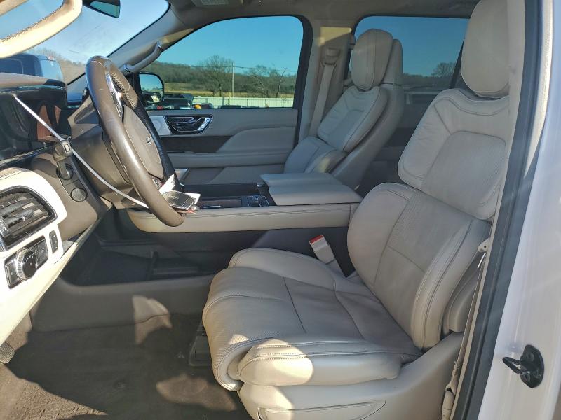 Photo 7 from auction – 2019 LINCOLN NAVIGATOR with VIN 5LMJJ3LT2KEL15227