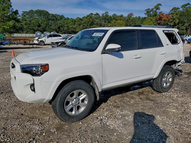 TOYOTA 4RUNNER SR 2024 with VIN JTENU5JR9R6285436 - Photo from auction