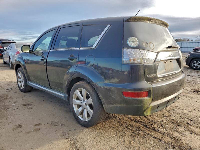 Photo 2 from auction – 2011 MITSUBISHI OUTLANDER with VIN JA4JT5AX6BU007643
