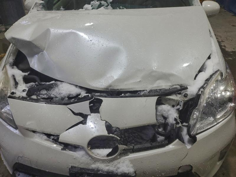 Photo 11 from auction – 2015 TOYOTA PRIUS with VIN JTDKN3DUXF0455651