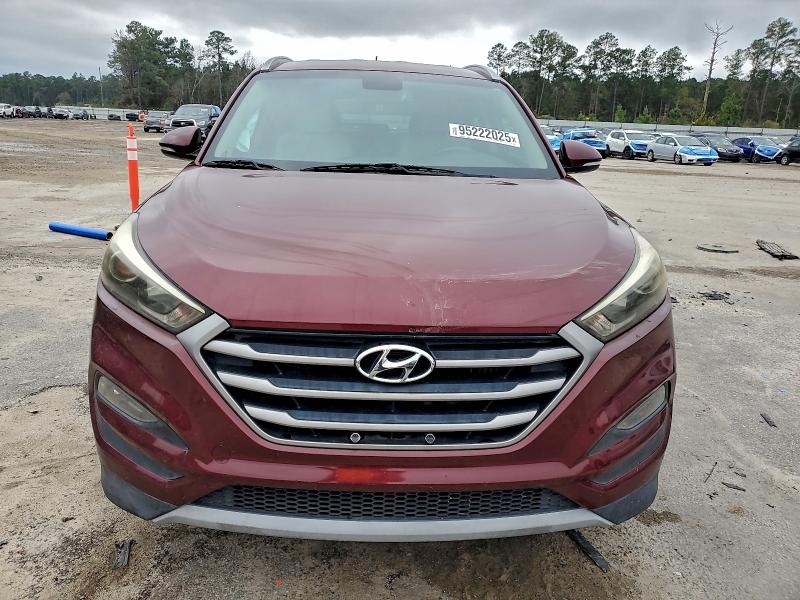 Photo 5 from auction – 2017 HYUNDAI TUCSON LIM with VIN KM8J3CA21HU356891