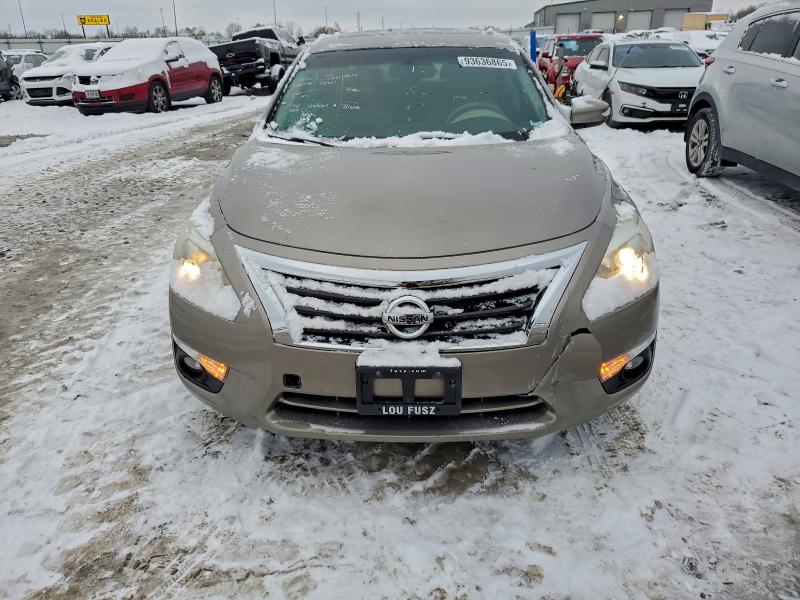 Photo 5 from auction – 2015 NISSAN ALTIMA 2.5 with VIN 1N4AL3AP4FN346871
