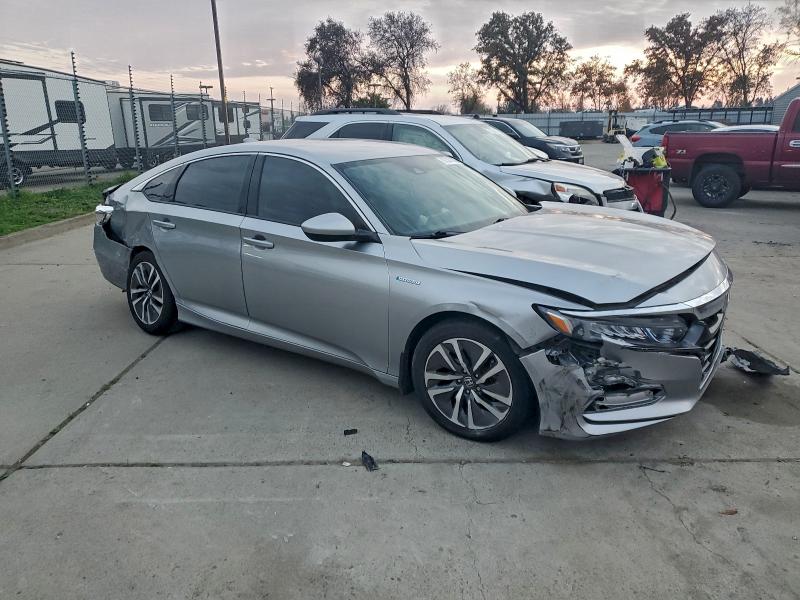 Photo 4 from auction – 2018 HONDA ACCORD with VIN 1HGCV3F19JA011124