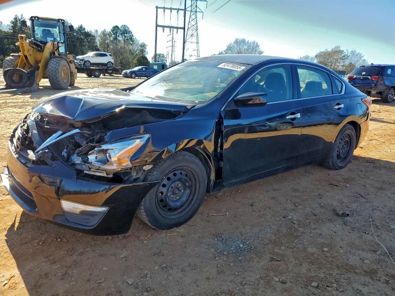 NISSAN ALTIMA 2.5 2014 with VIN 1N4AL3AP2EC100010 - Photo from auction
