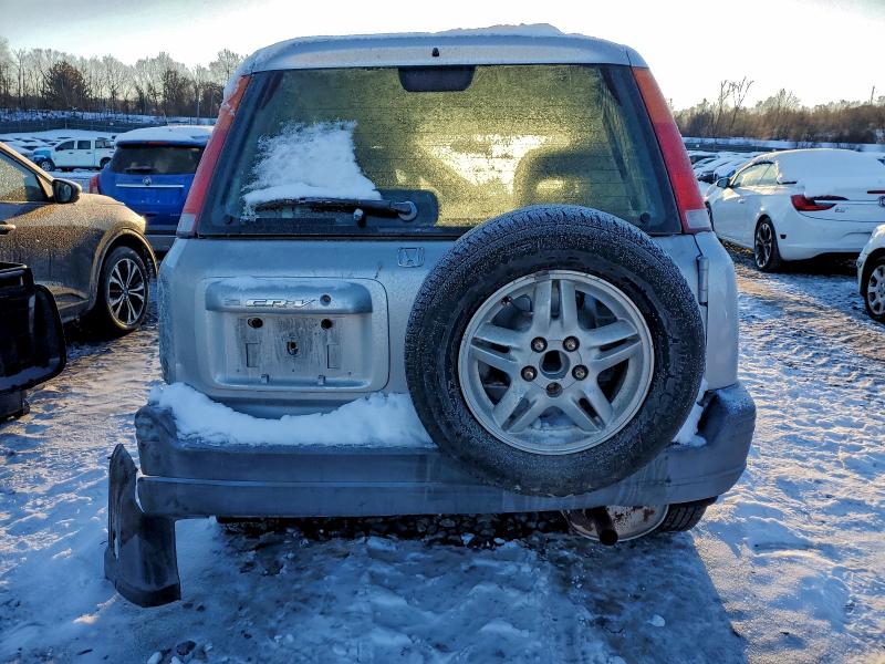 Photo 6 from auction – 2001 HONDA CR-V EX with VIN JHLRD18631C012656