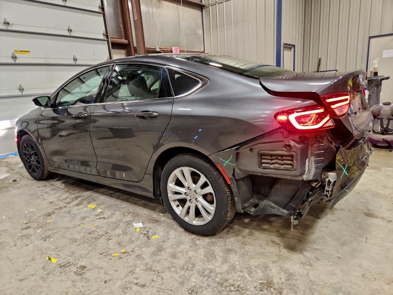 Photo 2 from auction – 2015 CHRYSLER 200 LIMITE with VIN 1C3CCCAB5FN583526