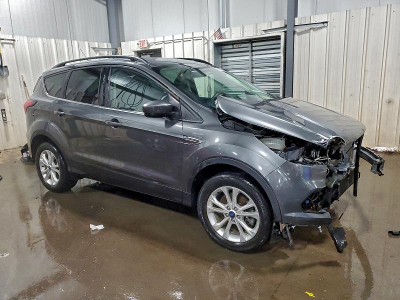 Photo 4 from auction – 2019 FORD ESCAPE SEL with VIN 1FMCU9HD5KUA53393