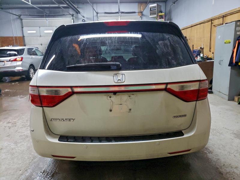 Photo 6 from auction – 2013 HONDA ODYSSEY TO with VIN 5FNRL5H98DB073154