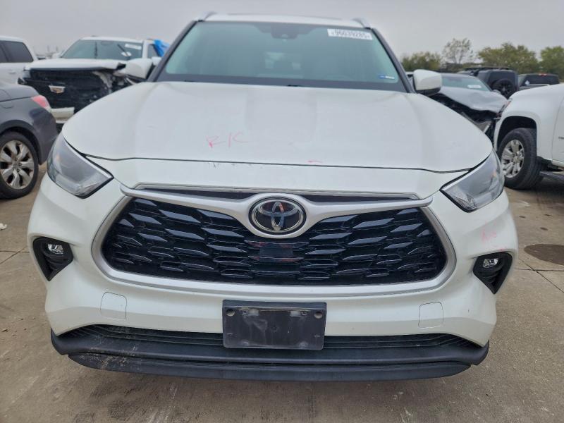 Photo 5 from auction – 2021 TOYOTA HIGHLANDER with VIN 5TDGZRAH0MS031846