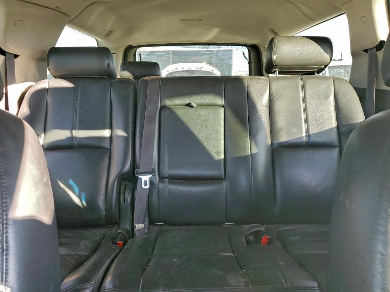 Photo 10 from auction – 2008 CHEVROLET SUBURBAN K with VIN 1GNFK16358J159346