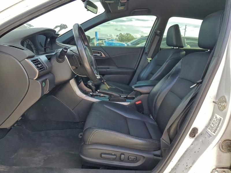 Photo 7 from auction – 2016 HONDA ACCORD SPO with VIN 1HGCR2F51GA065415