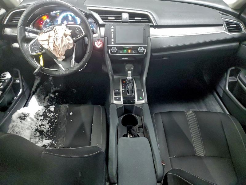 Photo 8 from auction – 2018 HONDA CIVIC EX with VIN 2HGFC2F83JH527457