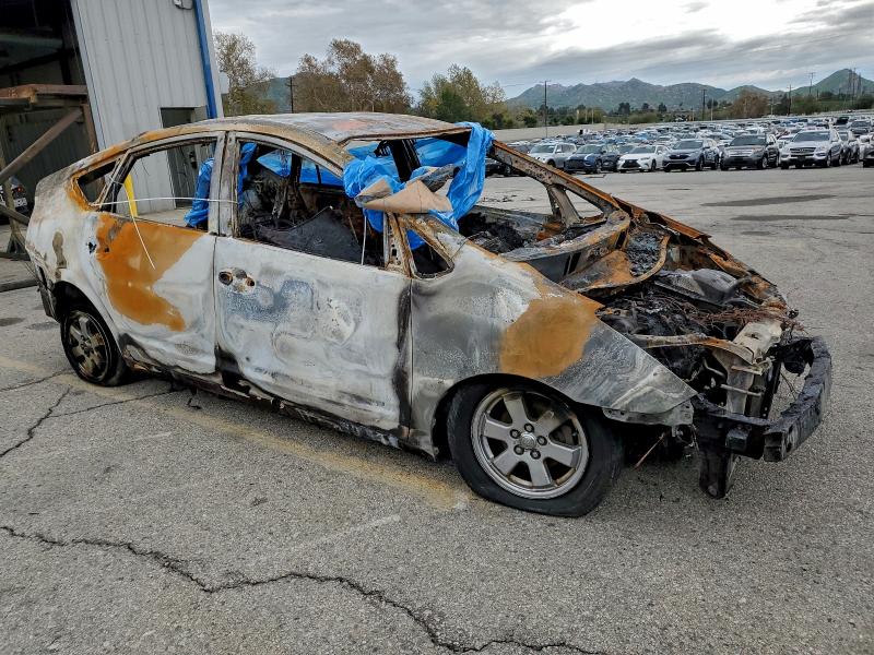 Photo 4 from auction – 2004 TOYOTA PRIUS with VIN JTDKB20U940037426