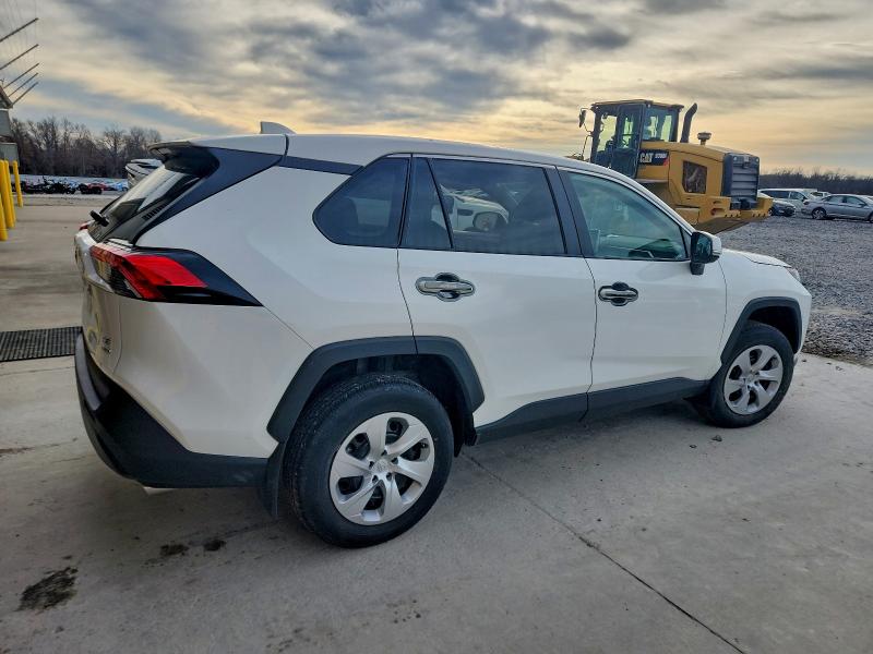 Photo 3 from auction – 2024 TOYOTA RAV4 LE with VIN 2T3G1RFV8RC408548