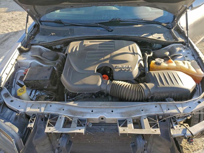 Photo 11 from auction – 2018 CHRYSLER 300 S with VIN 2C3CCABG3JH269678