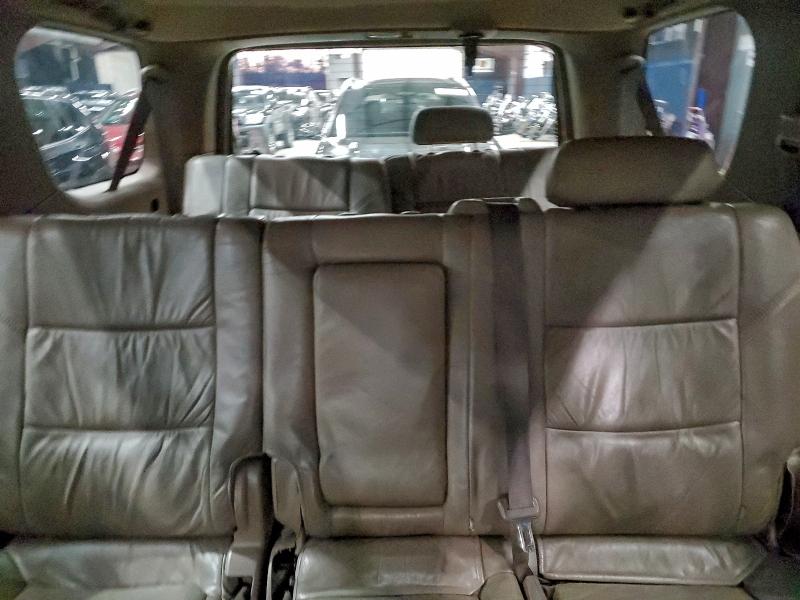 Photo 10 from auction – 2004 TOYOTA SEQUOIA LI with VIN 5TDBT48A04S232332