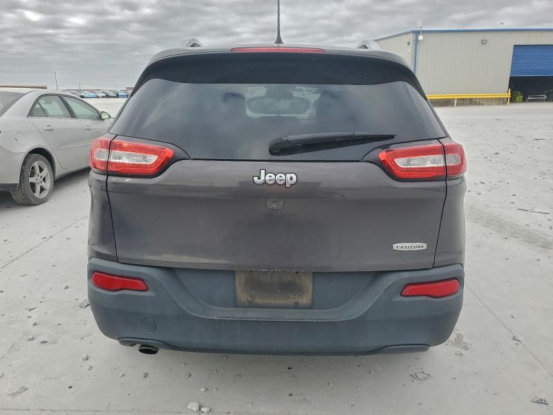 Photo 6 from auction – 2018 JEEP CHEROKEE with VIN 1C4PJLLB6JD542630