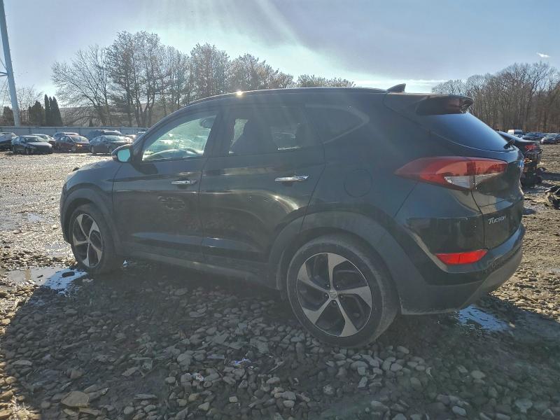 Photo 2 from auction – 2016 HYUNDAI TUCSON LIM with VIN KM8J3CA28GU165273
