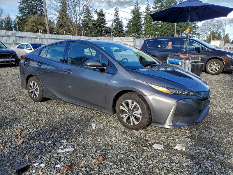 Photo 4 from auction – 2018 TOYOTA PRIUS PRIM with VIN JTDKARFPXJ3100766