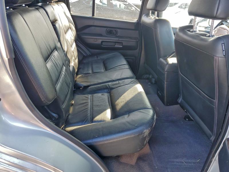 Photo 11 from auction – 2002 NISSAN PATHFINDER with VIN JN8DR09YX2W746217
