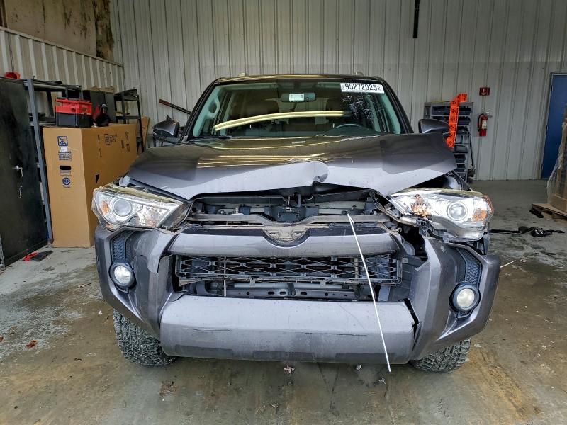 Photo 5 from auction – 2016 TOYOTA 4RUNNER SR with VIN JTEZU5JR1G5117181