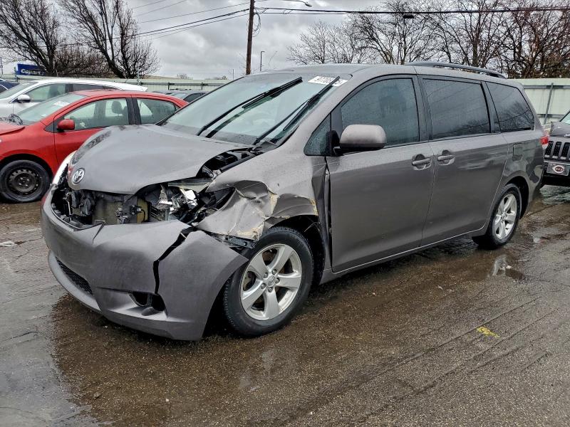 TOYOTA SIENNA LE 2014 with VIN 5TDKK3DC5ES432676 - Photo from auction