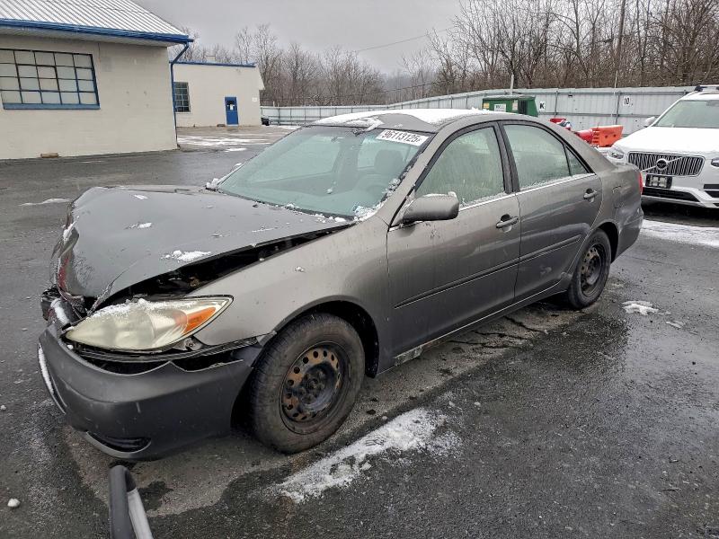 TOYOTA CAMRY LE 2003 with VIN JTDBE32K430164057 - Photo from auction