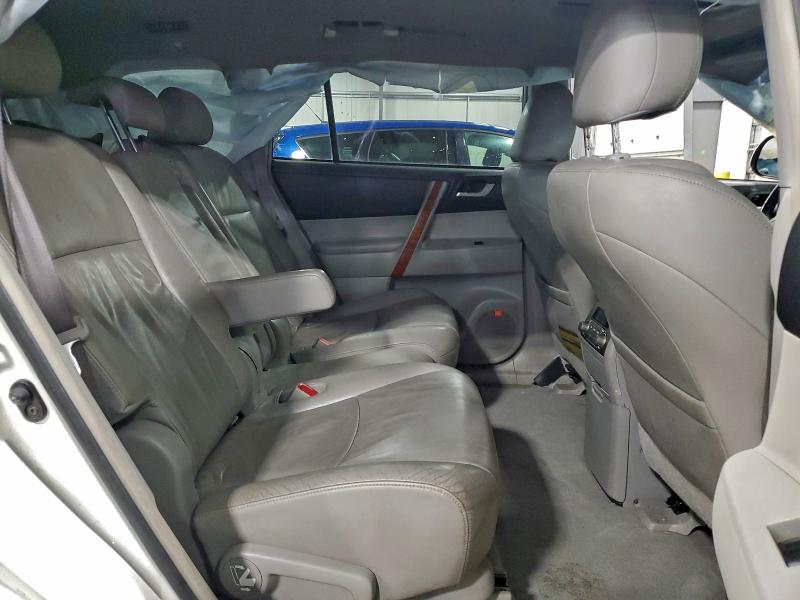 Photo 11 from auction – 2009 TOYOTA HIGHLANDER with VIN JTEES42A592112299