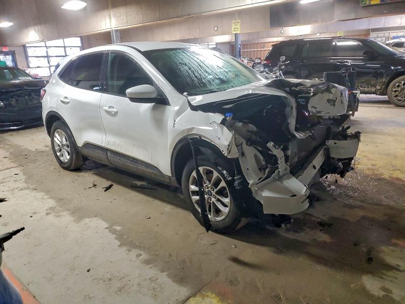 Photo 4 from auction – 2021 FORD ESCAPE SE with VIN 1FMCU0G69MUA61594