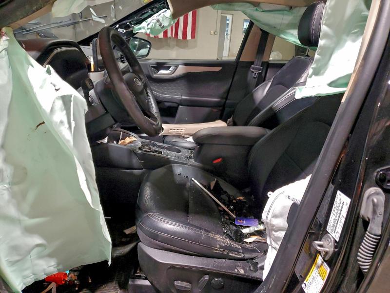 Photo 7 from auction – 2020 FORD ESCAPE SE with VIN 1FMCU9BZ2LUB13460