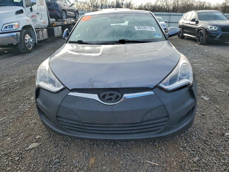 Photo 5 from auction – 2016 HYUNDAI VELOSTER with VIN KMHTC6AD4GU274583