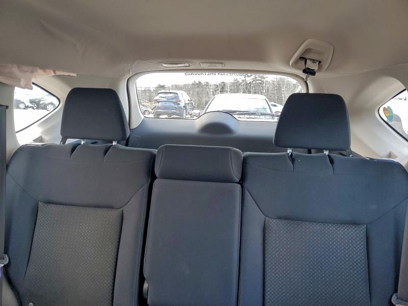 Photo 10 from auction – 2015 HONDA CR-V LX with VIN 5J6RM4H38FL075290