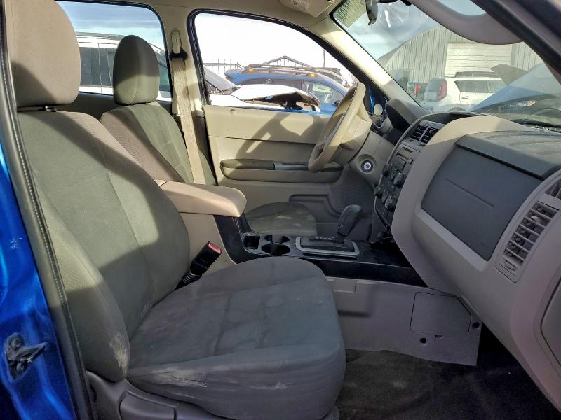 Photo 7 from auction – 2011 FORD ESCAPE XLS with VIN 1FMCU0C76BKC10602
