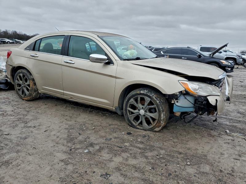Photo 4 from auction – 2013 CHRYSLER 200 LIMITE with VIN 1C3CCBCG2DN614781