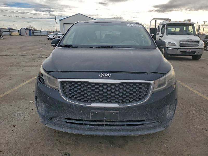 Photo 5 from auction – 2015 KIA SEDONA with VIN KNDMB5C11F6068200