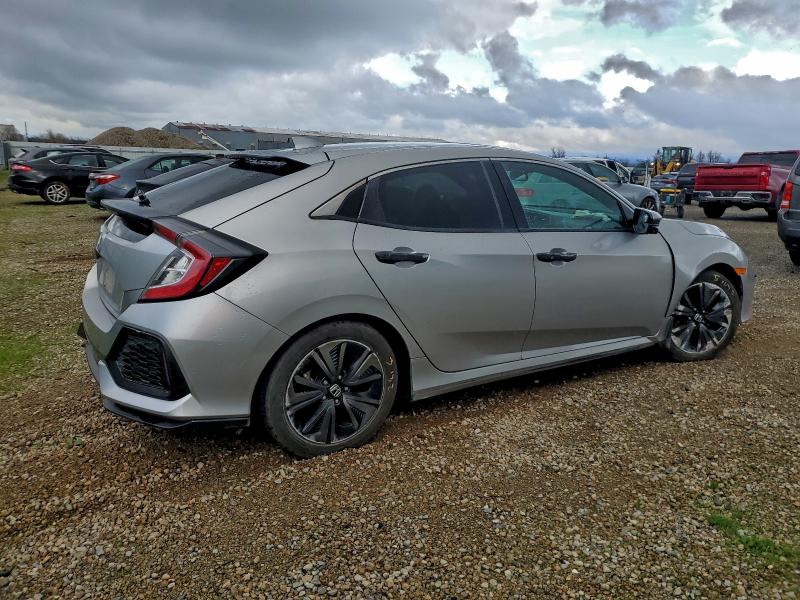 Photo 3 from auction – 2018 HONDA CIVIC EX with VIN SHHFK7H5XJU420010