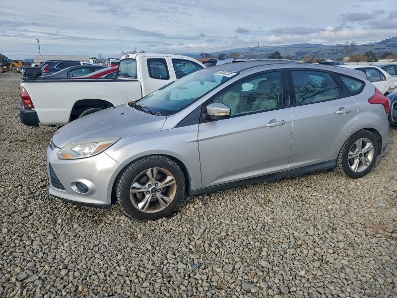 FORD FOCUS 2014 with VIN 1FADP3K25EL271600 - Photo from auction
