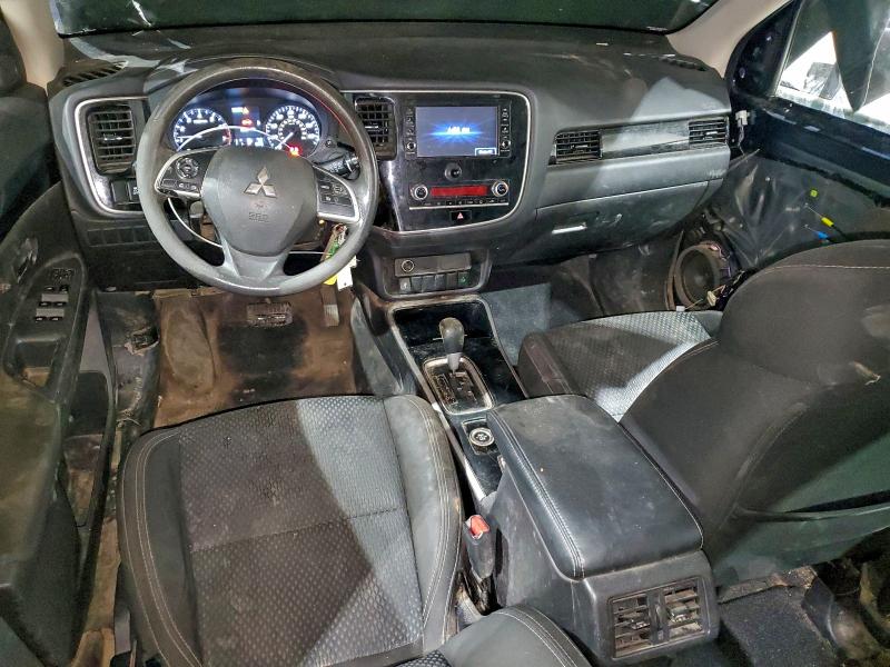 Photo 8 from auction – 2020 MITSUBISHI OUTLANDER with VIN JA4AZ3A34LZ014661